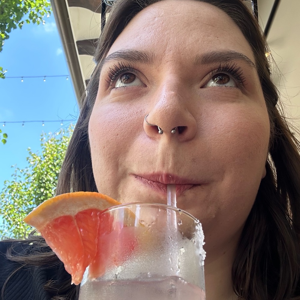 Meet your Posher, Isabel